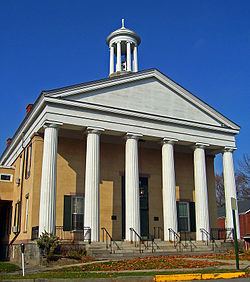 1841 Goshen Courthouse httpsuploadwikimediaorgwikipediacommonsthu