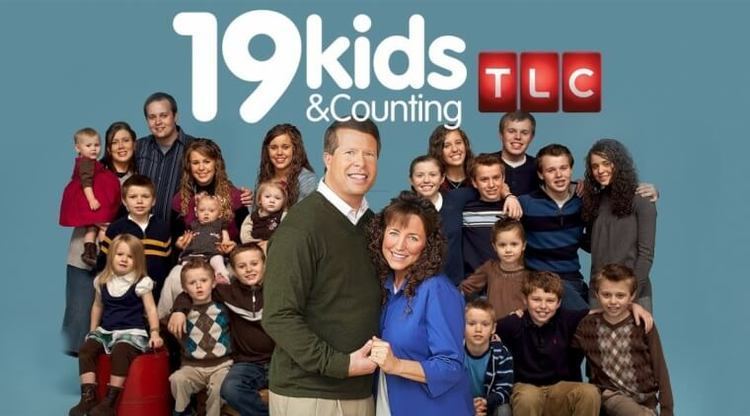 19 Kids and Counting In support of Duggars fans say how 3919 Kids and Counting