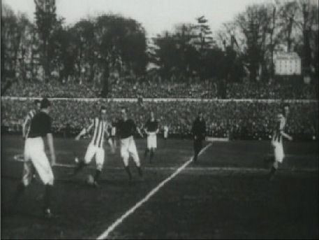1911–12 FA Cup httpsuploadwikimediaorgwikipediaen880Bar