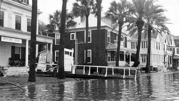 1944 Cuba–Florida hurricane wwwhipdailycomwpcontentuploads201510cubajpg