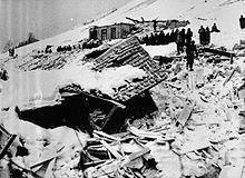 1954 Blons avalanches httpsuploadwikimediaorgwikipediacommonsthu