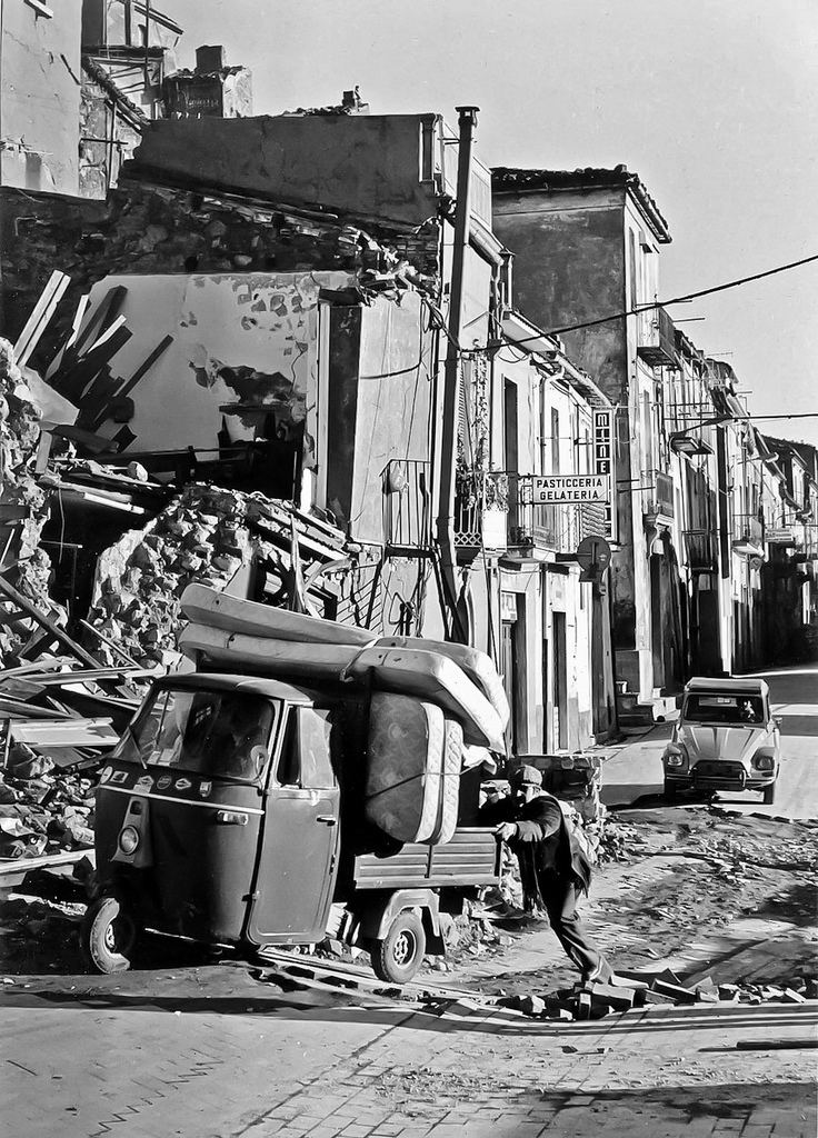 1980 Irpinia earthquake 1980 Irpinia earthquake 6 The 1980 Irpinia earthquake took Flickr