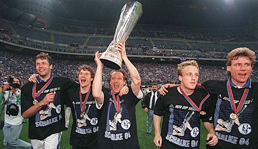 1996–97 UEFA Cup 2bpblogspotcom9ccmPq5ZAwTUwgeuOPq1IAAAAAAA