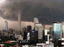 1997 Miami tornado httpsuploadwikimediaorgwikipediacommonsthu