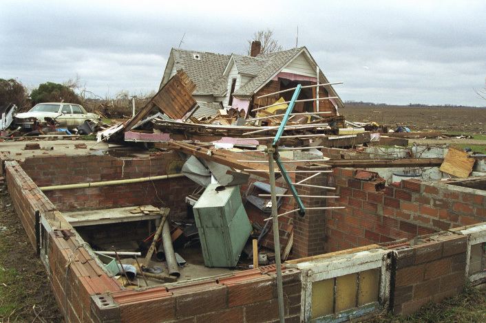 1998 Comfrey–St. Peter tornado outbreak