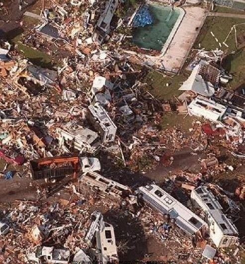 1998 Kissimmee tornado outbreak Sky Sanctums 13th Anniversary of the Central Florida Tornado Outbreak