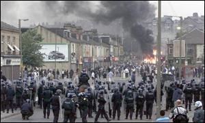 2001 Bradford riots BBC News UK Riot towns warn of BNP rise