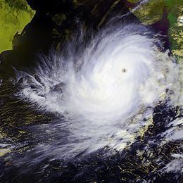 2001 India cyclone httpsuploadwikimediaorgwikipediacommonsthu