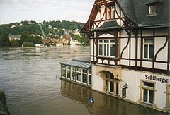 2002 European floods httpsuploadwikimediaorgwikipediacommonsthu