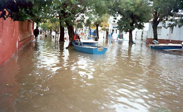 2003 Santa Fe flood argentinaindymediaorguploads200305exterior3jpg