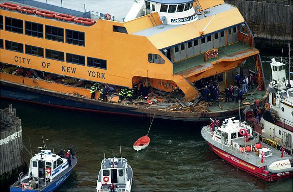 2003 Staten Island Ferry crash Left Coast Rebel NY Staten Island Ferry Crash 37 Injured UPDATED