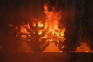 2008 Namdaemun fire httpsuploadwikimediaorgwikipediacommonsthu
