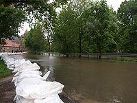 2010 Central European floods httpsuploadwikimediaorgwikipediacommonsthu