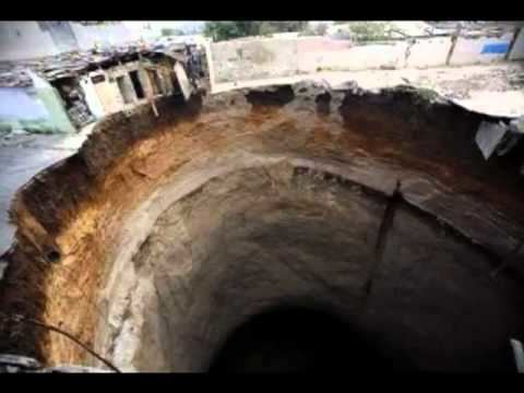 2010 Guatemala City sinkhole httpsiytimgcomviaZLvRH47Y6Ehqdefaultjpg