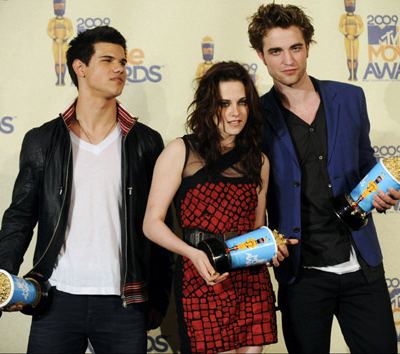 2010 MTV Movie Awards MTV MOVIE AWARDS 2010 FANS CHOOSE WINNERS Unbiased Writer