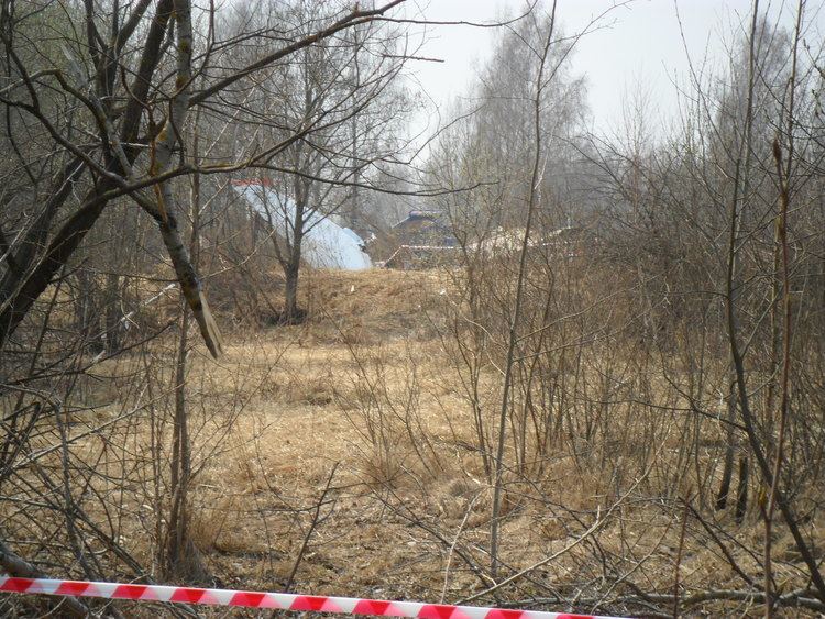 2010 Polish Air Force Tu-154 crash File2010 Polish Air Force Tu154 crash 002jpg Wikimedia Commons