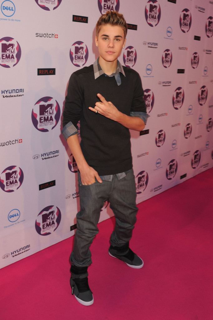 2011 MTV Europe Music Awards Justin Bieber Photos Photos MTV Europe Music Awards 2011