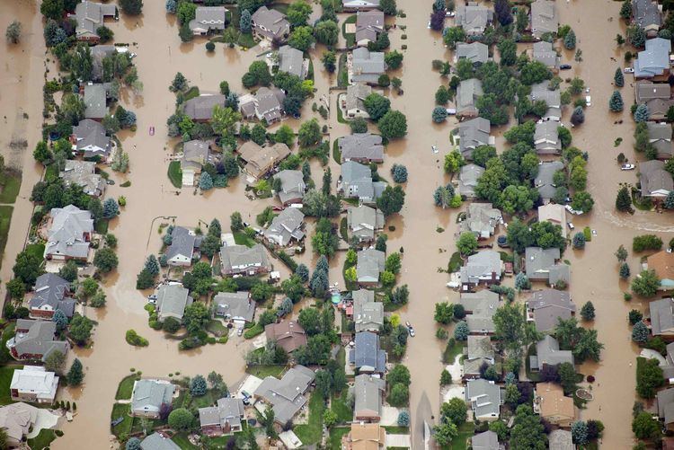 2013 Colorado floods Fifth fatality feared in Colorado floods as towns evacuated