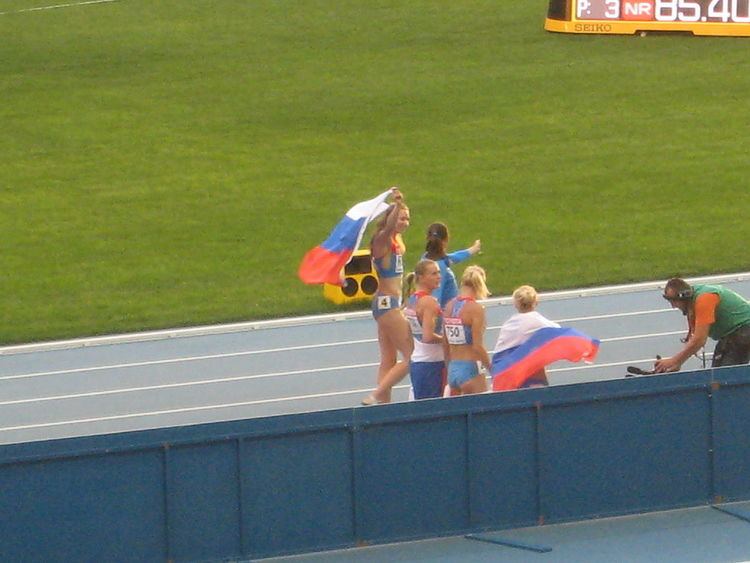 2013 World Championships in Athletics – Women's 4 × 400 metres relay