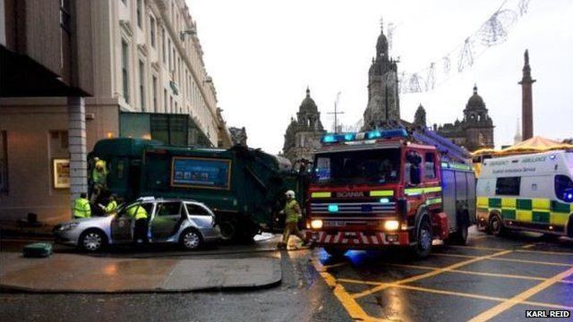 2014 Glasgow bin lorry crash Glasgow bin lorry crash 22 December 2014 BBC News