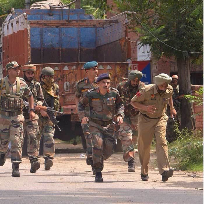2015 Gurdaspur attack 7 killed in Gurdaspur terror strike after 12hour firefight The