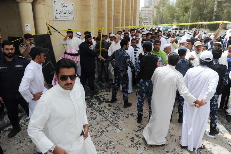 2015 Kuwait mosque bombing 27 killed in ISIS attack on Kuwait mosque Al Arabiya English