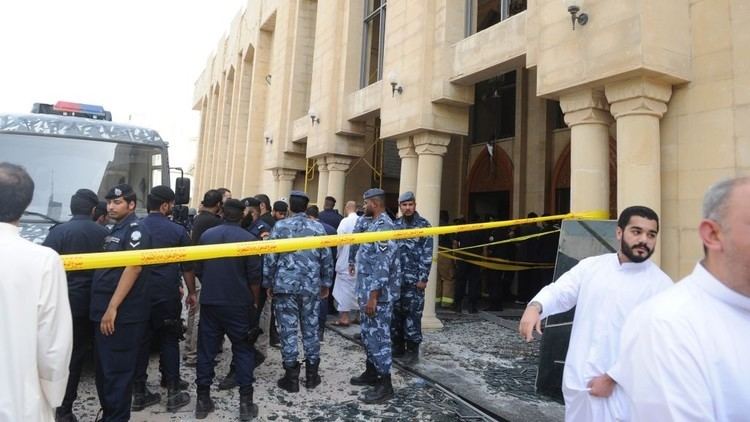 2015 Kuwait mosque bombing Kuwait mosque bomb toll rises to 25 IS claims responsibility The