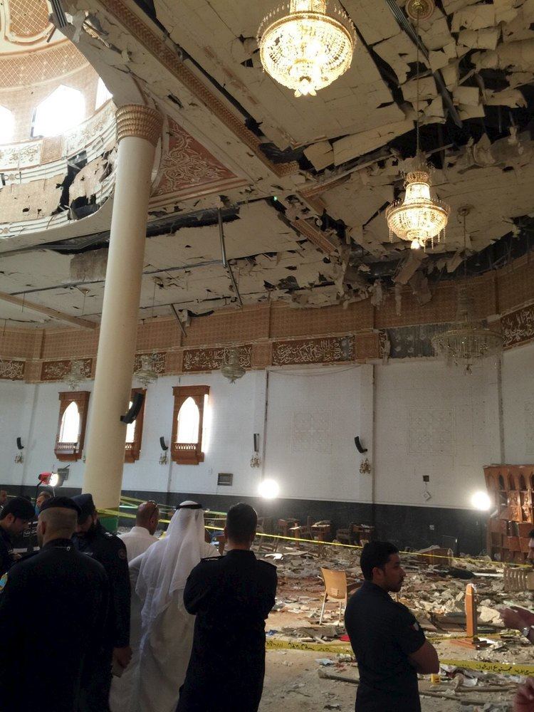 2015 Kuwait mosque bombing 27 killed in ISIS attack on Kuwait mosque Al Arabiya English