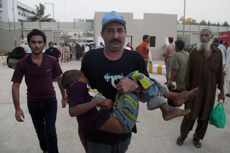 2015 Pakistan heat wave Blistering Pakistan heat wave leaves nearly 2000 dead over last two