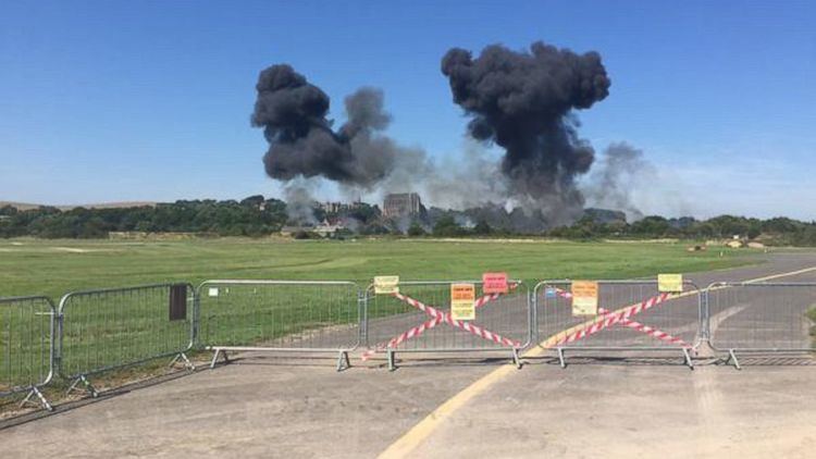 2015 Shoreham Airshow crash 7 Killed in Plane Crash at Shoreham Airshow in United Kingdom ABC News