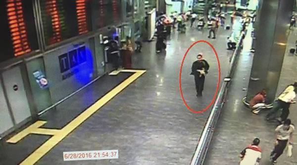 2016 Atatürk Airport attack Istanbul attack Suicide bombers create mayhem at Ataturk airport