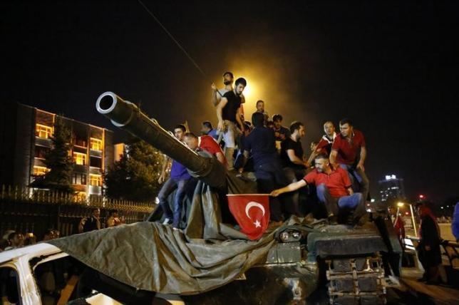 2016 Turkish coup d'état attempt Turkey Struggles to Make Sense of a Surreal Failed Coup D39tat