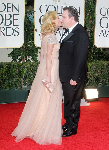 69th Golden Globe Awards Julie Bowen Pictures 69th Annual Golden Globe Awards 2012 Red