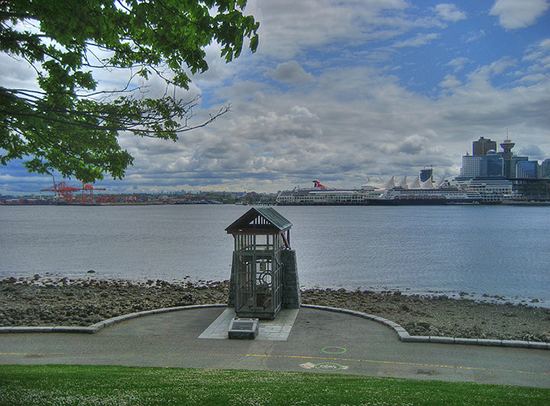 9 O'Clock Gun History of Stanley Park Nine O39clock Gun Inside Vancouver Blog