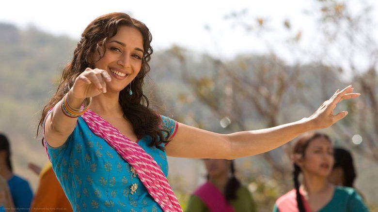 Aaja Nachle movie scenes