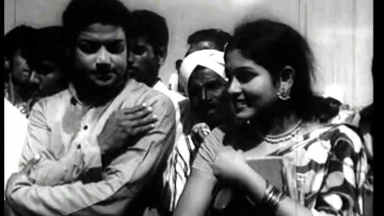 Arangetram (film) movie scenes