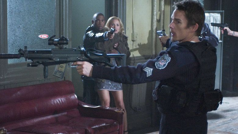 Assault on Precinct 13 (2005 film) movie scenes