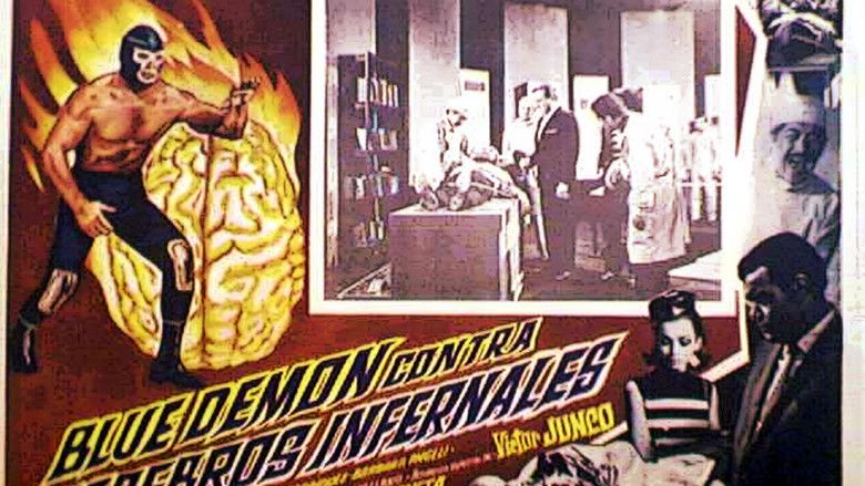 Blue Demon contra cerebros infernales movie scenes