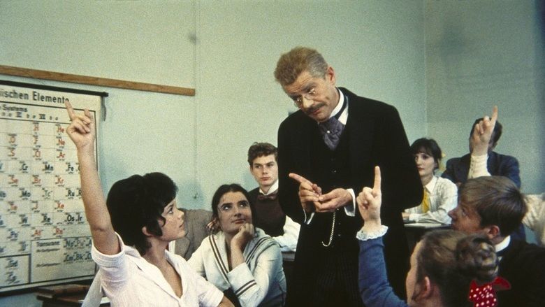 Die Feuerzangenbowle (1970 film) movie scenes