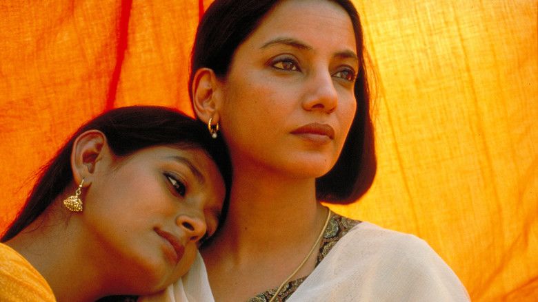Fire (1996 film) Nandita Das as Sita and Shabana Azmi as Radha | movie scene