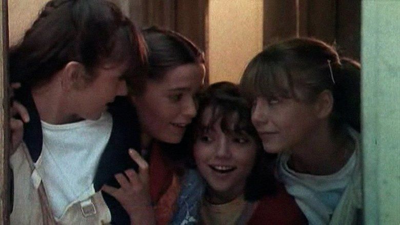 Girls (1980 film) movie scenes