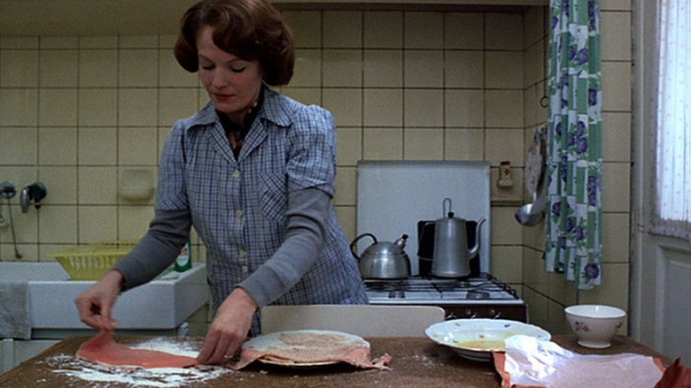 Jeanne Dielman, 23 quai du Commerce, 1080 Bruxelles movie scenes