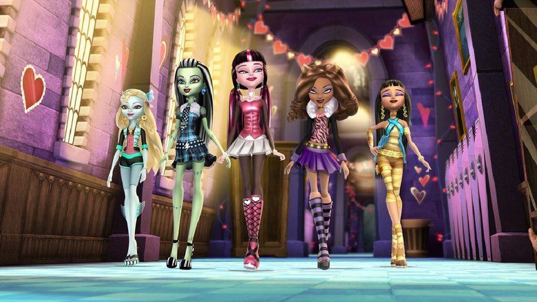 Monster High: Why Do Ghouls Fall in Love movie scenes
