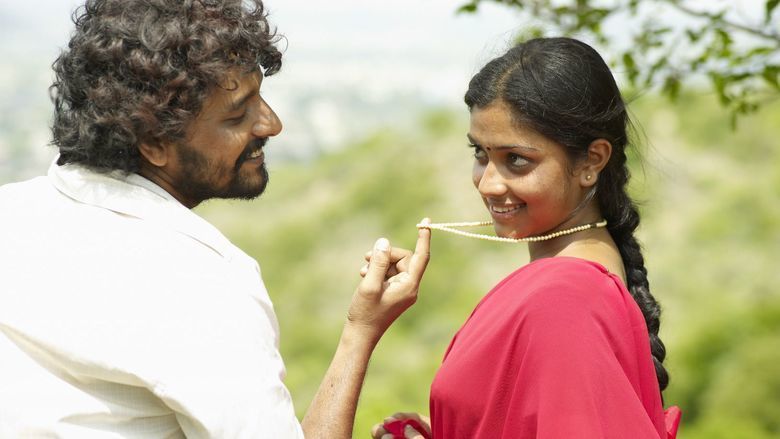 Mynaa movie scenes