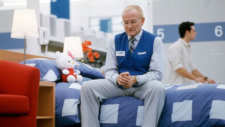 One Hour Photo movie scenes