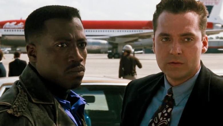 Passenger 57 movie scenes