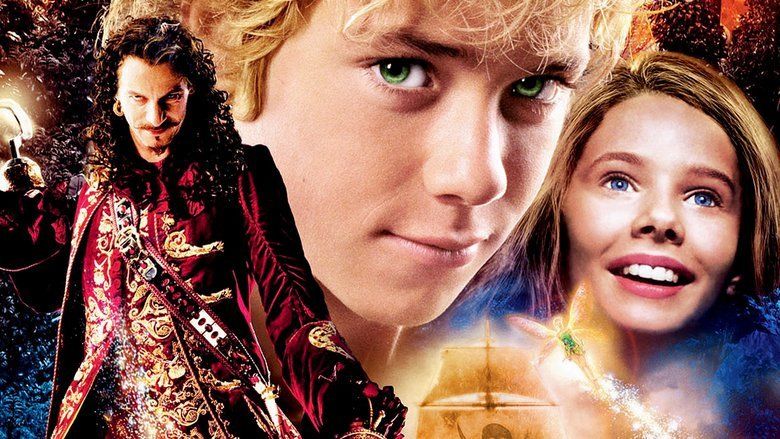 Jeremy Sumpter as Peter Pan, Rachel Hurd-Wood as Wendy and Jason Isaacs as Captain Hook on the poster of Peter Pan, 2003.