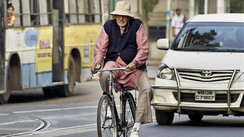 Piku movie scenes