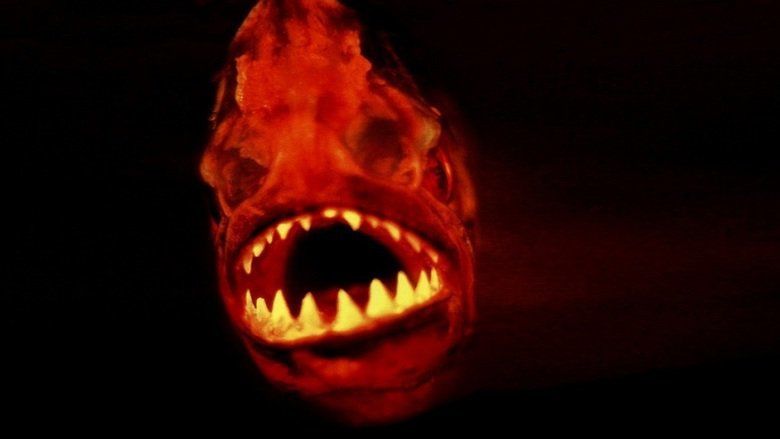 Piranha (1995 film) movie scenes