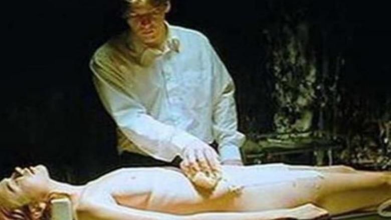 Postmortem (1998 film) movie scenes